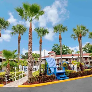 Hotel South &